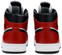 Air Jordan 1 Mid ‘Chicago Black Toe’ 554724-069