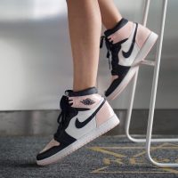 Wmns Air Jordan 1 Retro High OG SE ‘Atmosphere’ DD9335-641